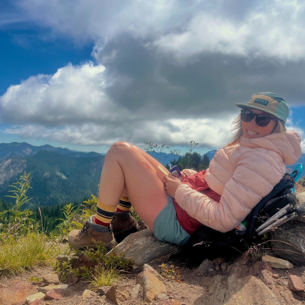 Meet your Posher, Laura